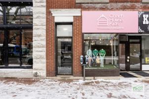 featured image of 31 Mississaga St W