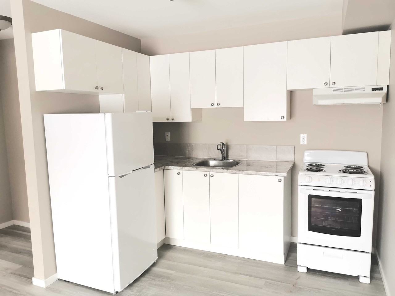 Camino Manor - Photo 7 of 13