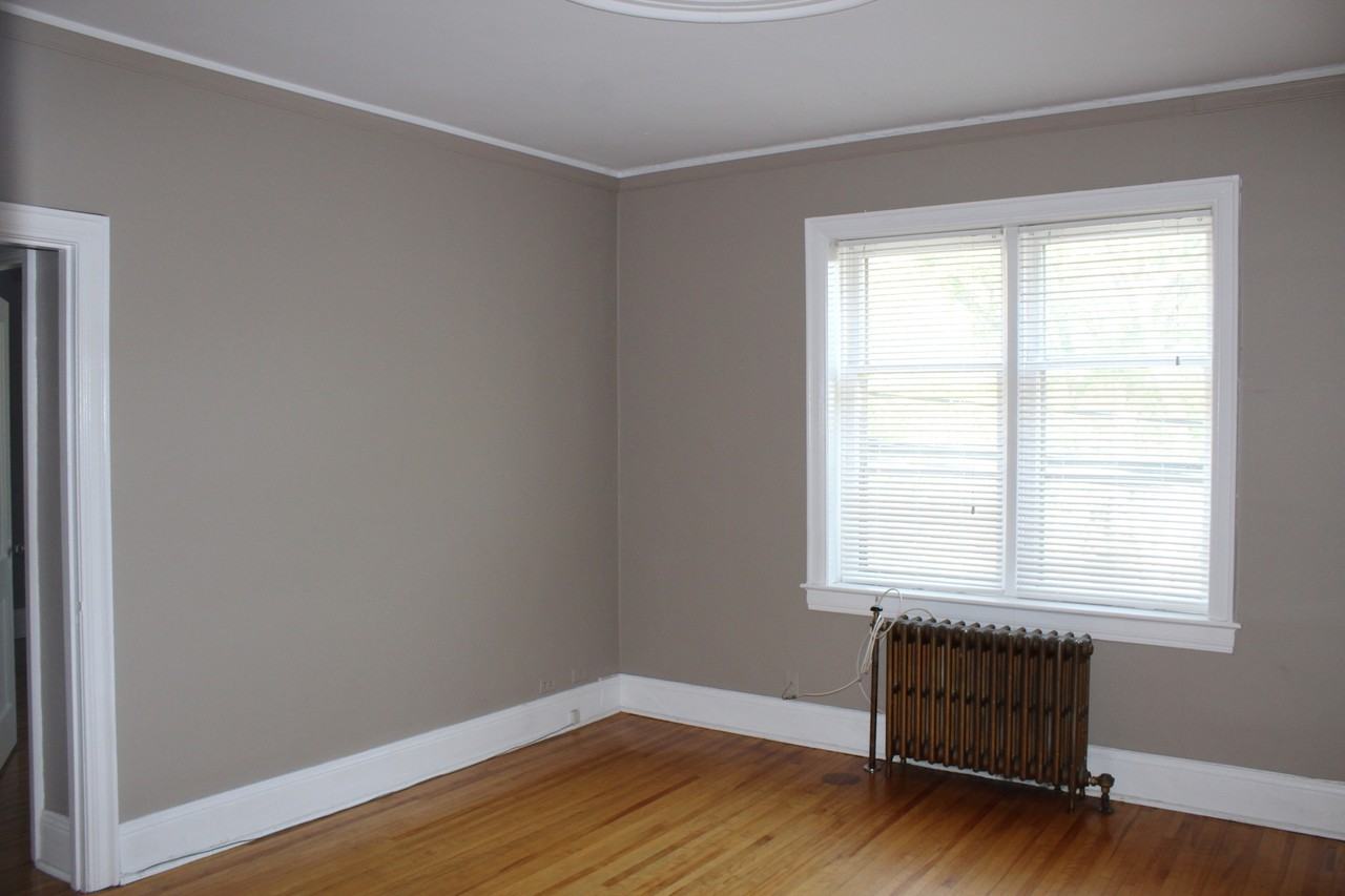 Kewanee Manor - Photo 5 of 9