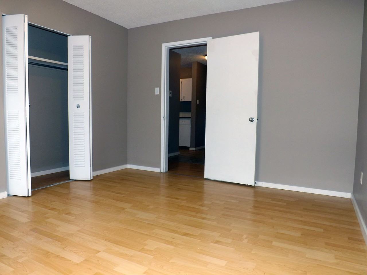 Second Street Manor - Photo 5 of 10