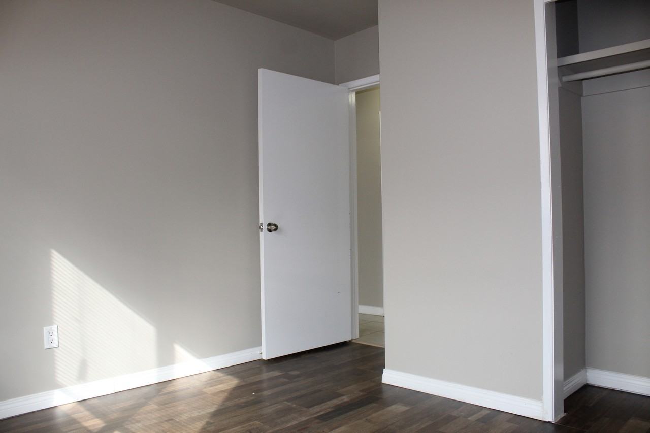 Jasmine Court - Photo 6 of 10