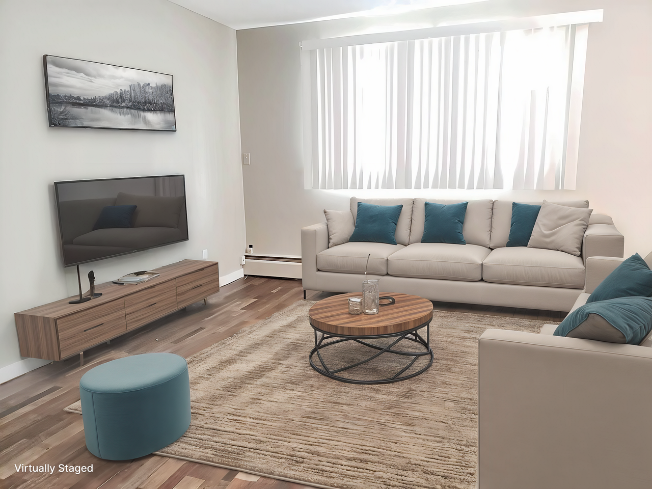 Karen Hall - Photo 5 of 10