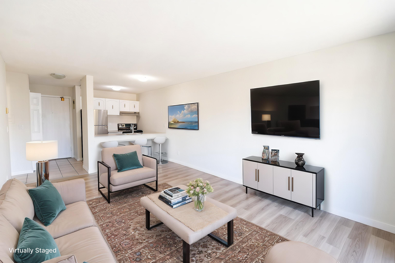 Chinook Place - Photo 2 of 18