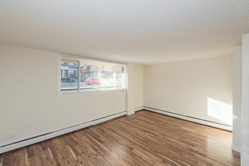 Sunalta 1626 Apartments - Photo 7 of 16