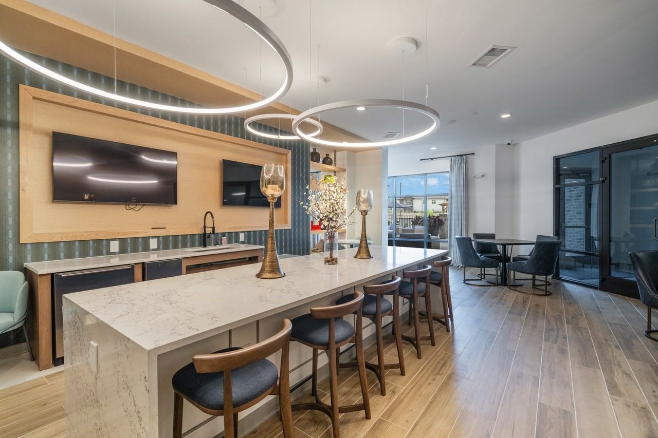 Populus Waterside Apartments - Photo 2 of 36