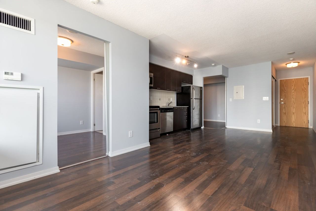 38 Joe Shuster Way #1325 - Photo 6 of 16