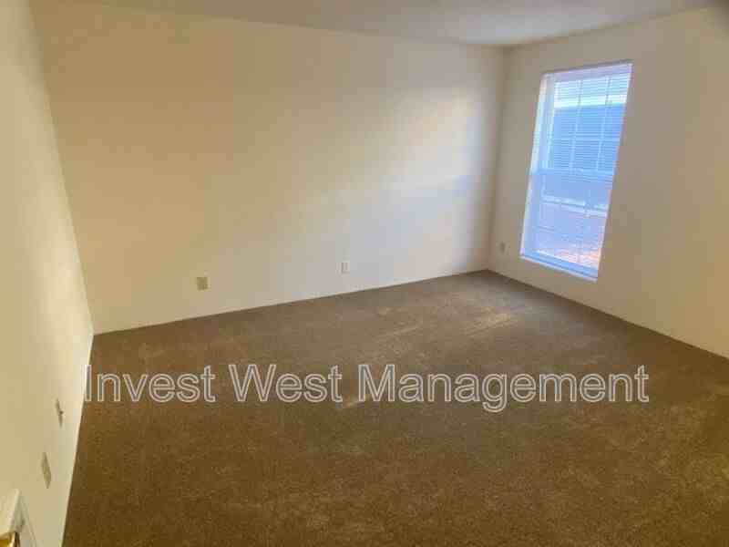 1815 Kingsley Rd #13 - Photo 6 of 9