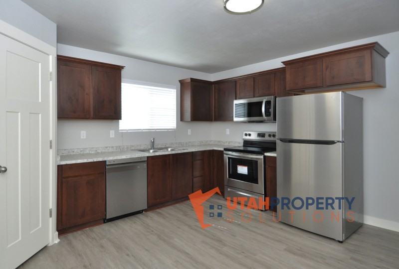 14424 S Ferndale Way - Photo 7 of 23