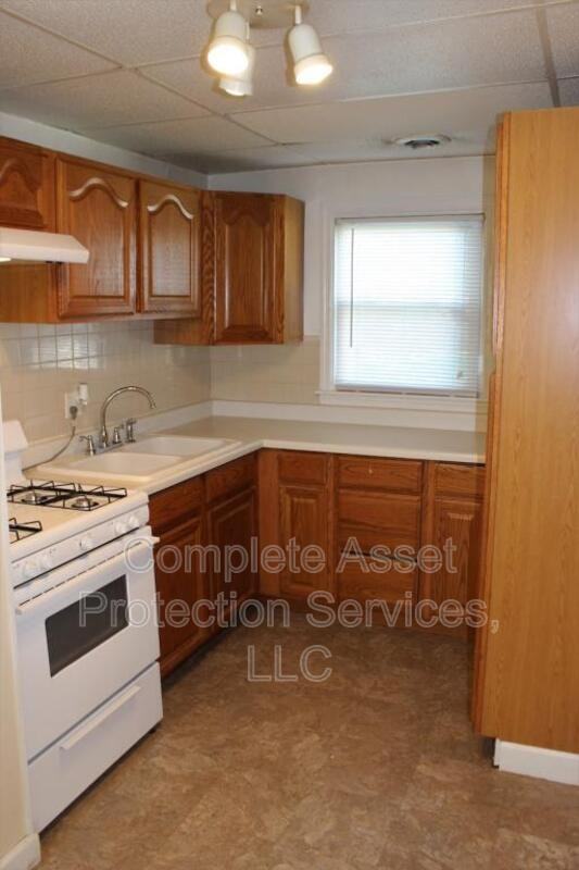 3010 Bender St - Photo 7 of 16