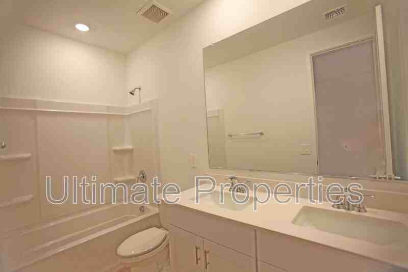 17655 W Monroe St - Photo 6 of 17