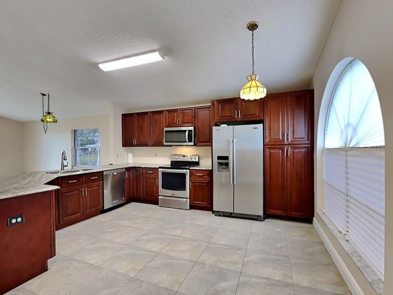 276 Frances Ave - Photo 2 of 28