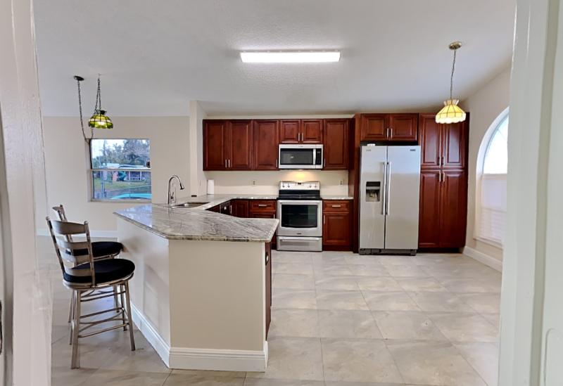 276 Frances Ave - Photo 3 of 28