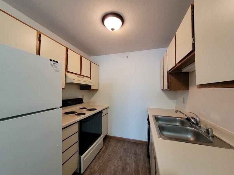 367 Danish Way - Photo 2 of 8