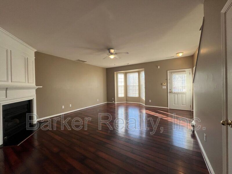 5109 Obion Ct - Photo 6 of 14