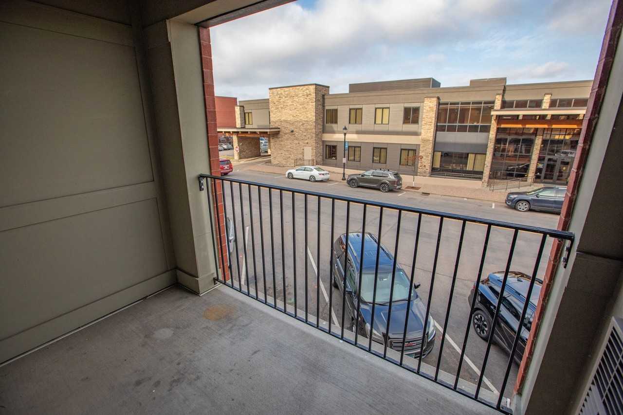 Granite Shores - Photo 5 of 11