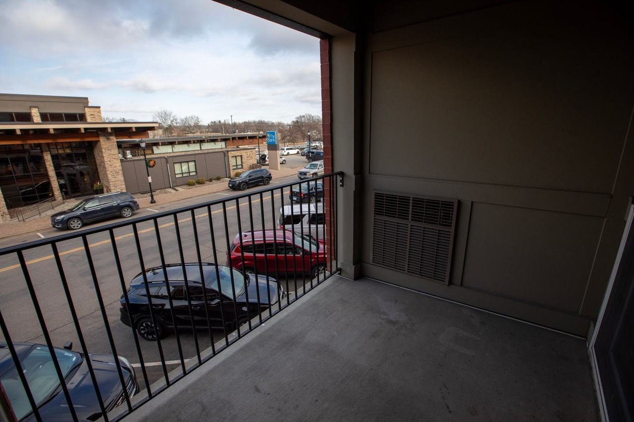 Granite Shores - Photo 6 of 11