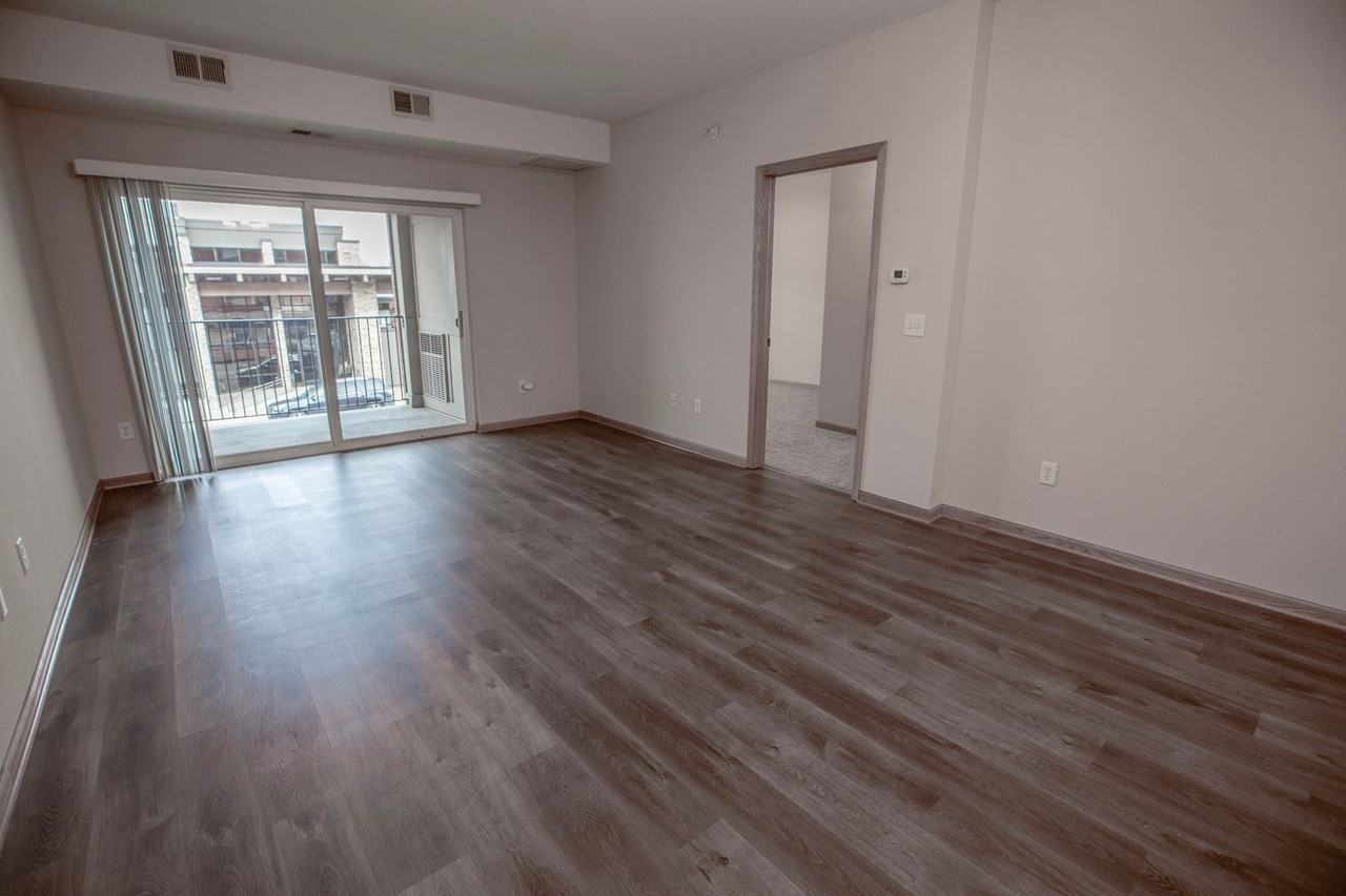 Granite Shores - Photo 7 of 11