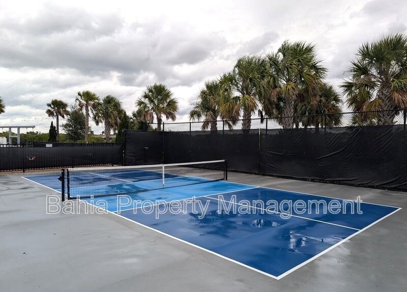 1066 Ocean Spray Dr - Photo 6 of 8