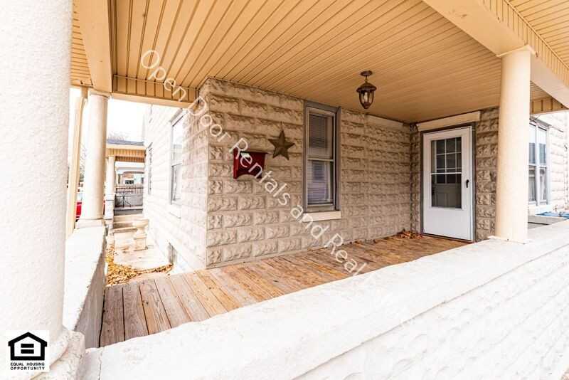 112 W 2nd St - Photo 2 of 27