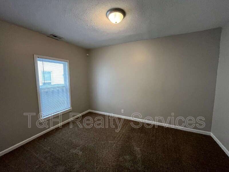 1629 Hoefgen St - Photo 6 of 15