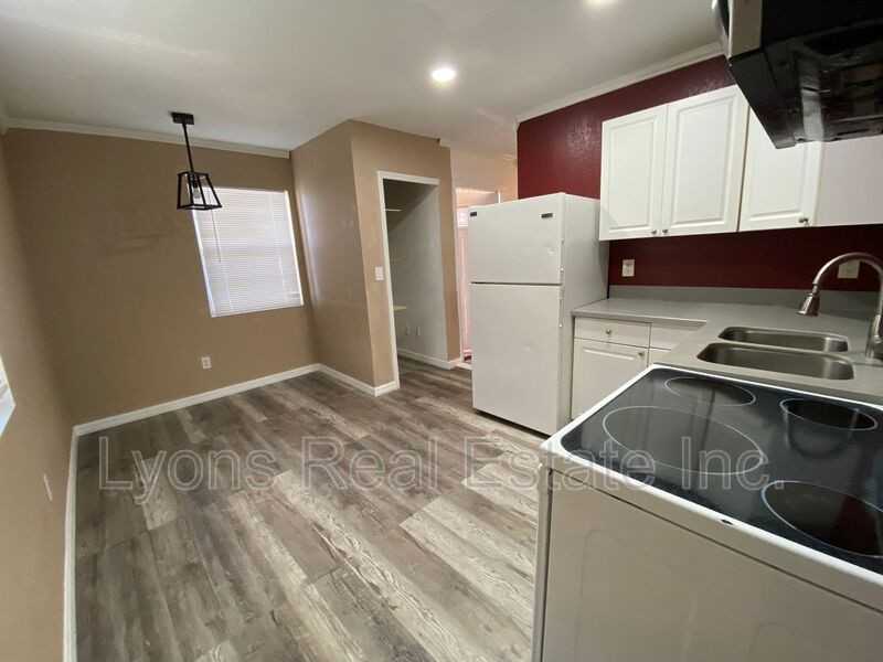 537 Sacramento St - Photo 5 of 17