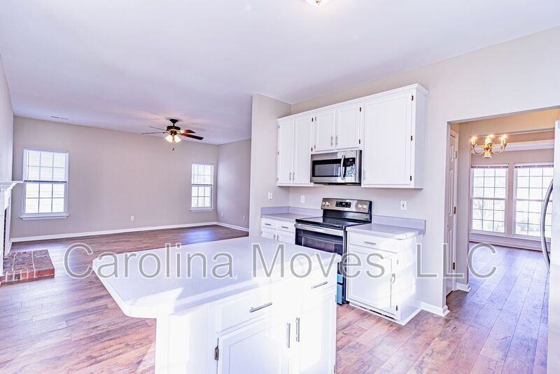 211 Windsong Dr - Photo 7 of 22