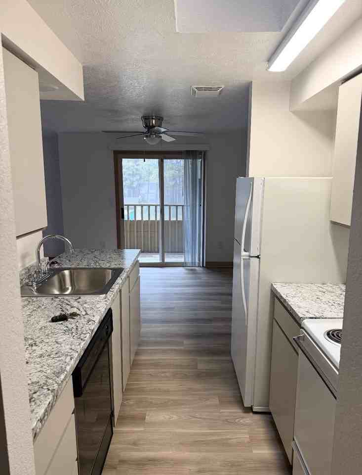 Spokane Cedar Estates - Photo 2 of 10