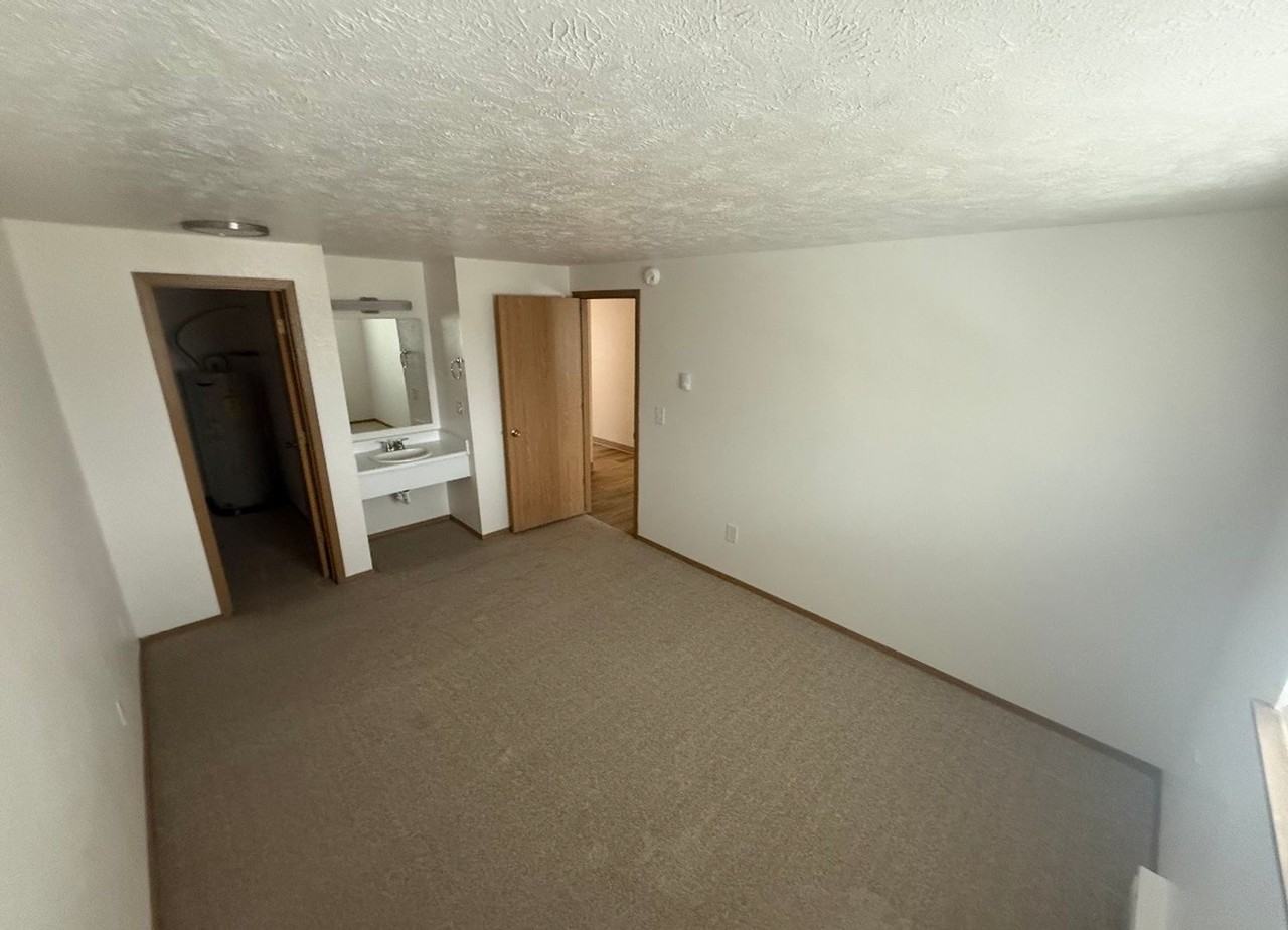 Spokane Cedar Estates - Photo 5 of 10