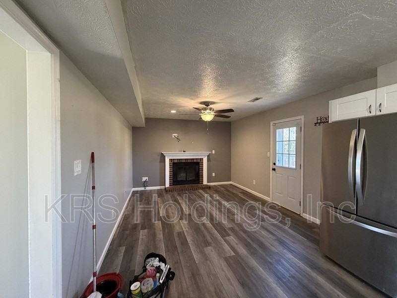 3 Langholm Ct - Photo 3 of 15