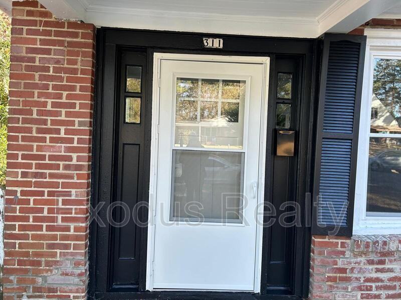 311 Bracken St - Photo 3 of 22