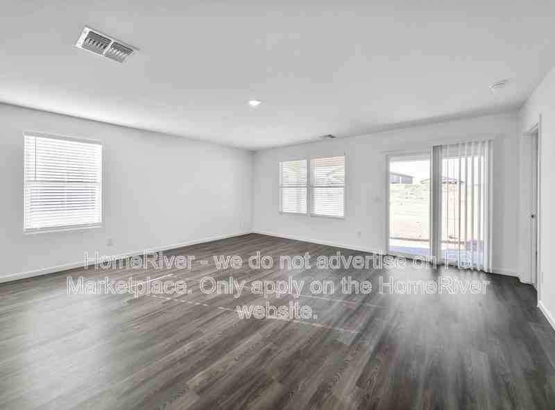 1790 Yance Dr - Photo 3 of 23