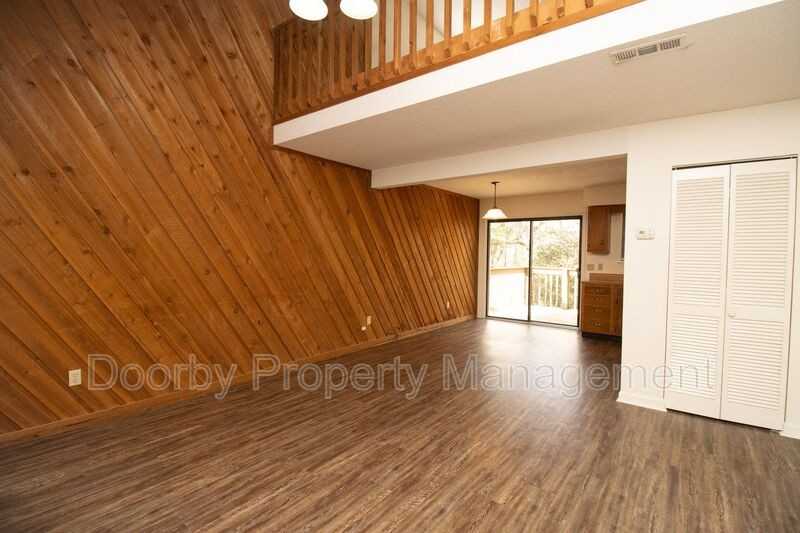 311 Gardner St #B - Photo 2 of 12