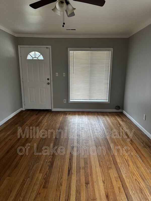 20818 Atlantic Ave - Photo 2 of 11