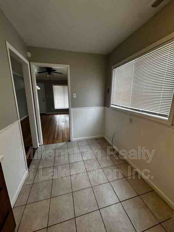 20818 Atlantic Ave - Photo 7 of 11