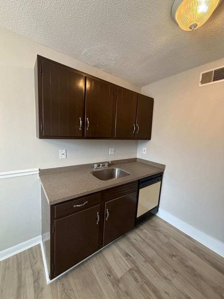 The Oaks for Kenwood | - Photo 5 of 11