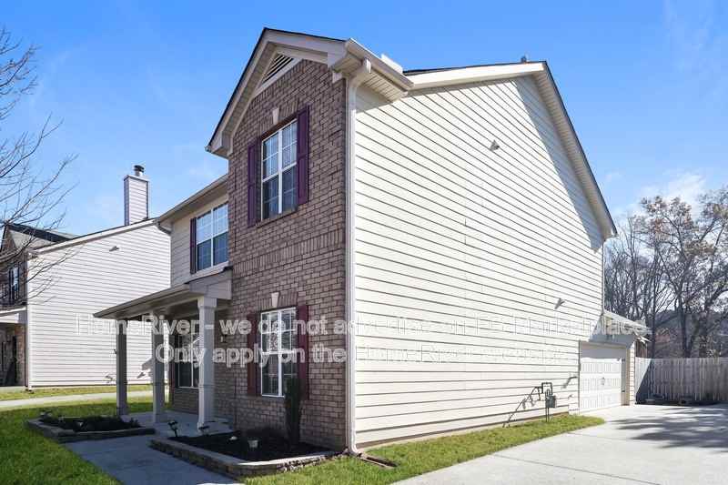 432 Orchid Ln - Photo 3 of 24