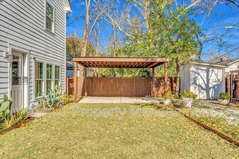 1716 Reynolds St - Photo 5 of 35