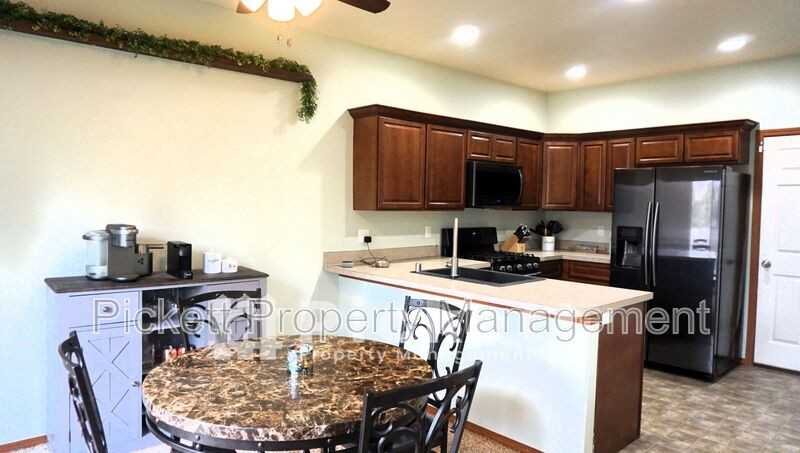 3886 Malott Pl Se - Photo 5 of 15