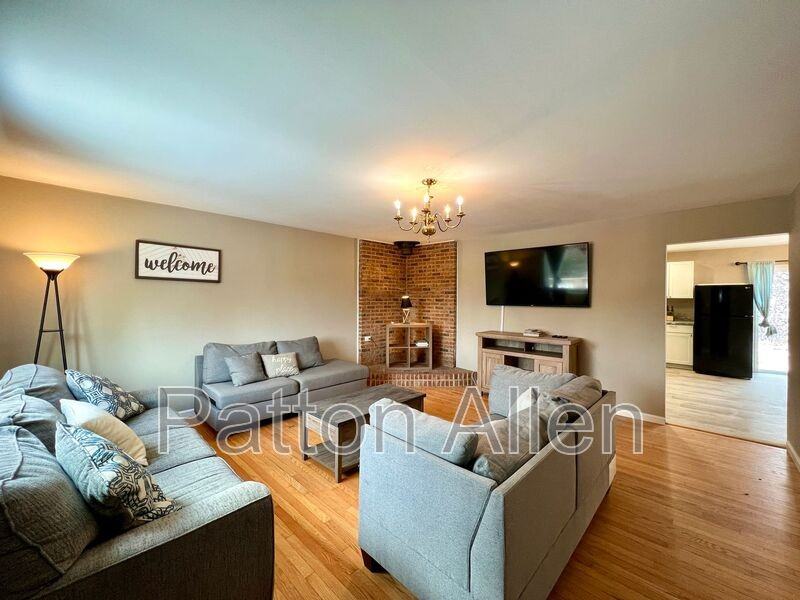 63 Ben Lippen Rd - Photo 4 of 31