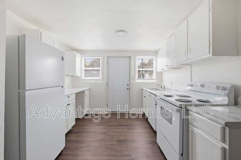 1015 N Scott Ave #5FRONT - Photo 3 of 22