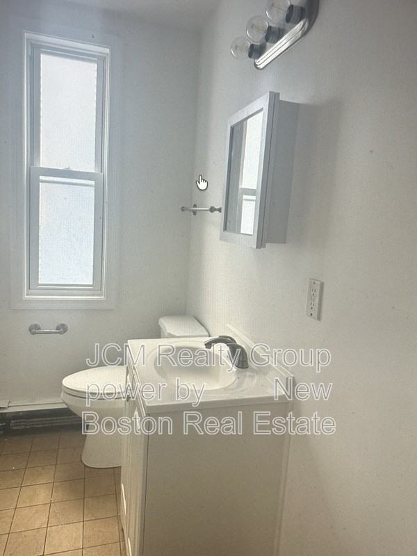 25 Highland St #U1 - Photo 3 of 6