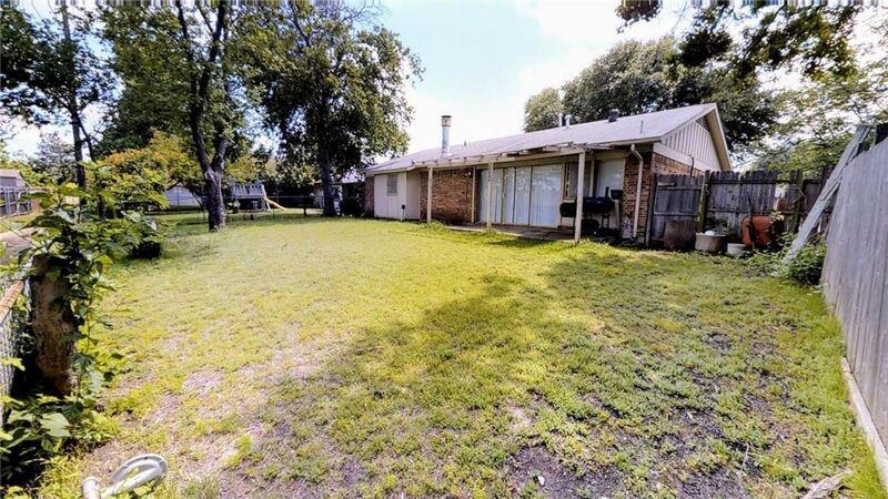 3309 Ridgeglen Cir - Photo 5 of 20