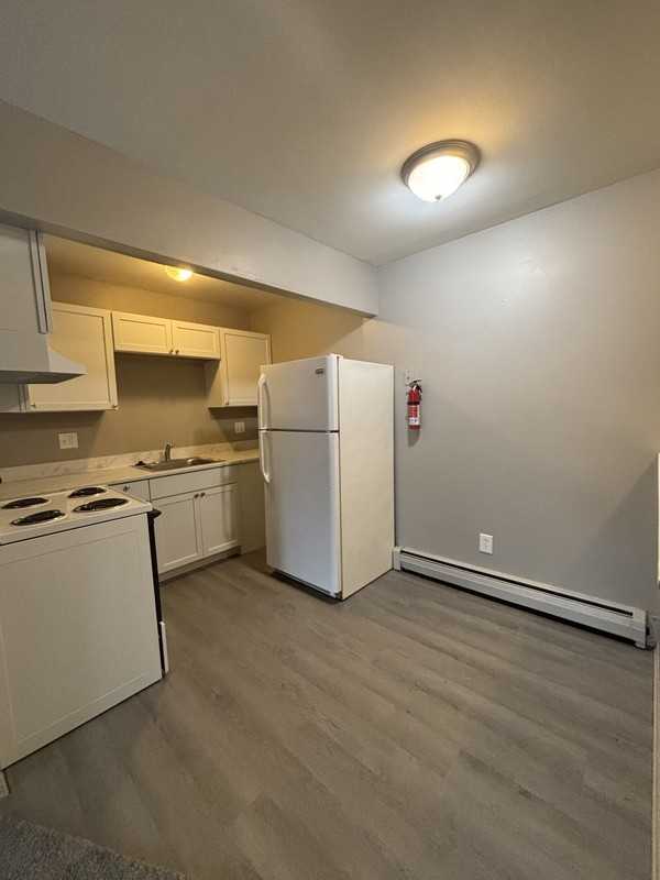 1213 Sycamore St #106 - Photo 6 of 18