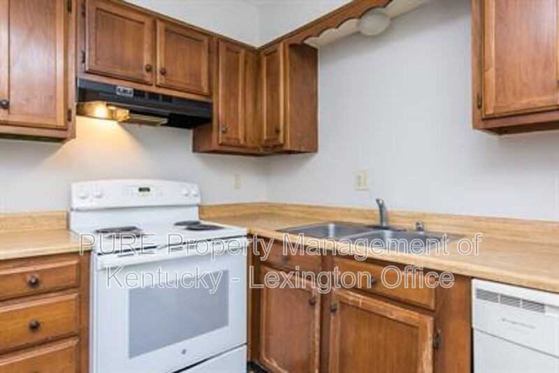 3736 Camelot Dr #C - Photo 7 of 17