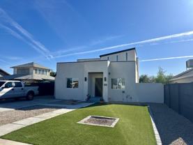 2029 W Adams St - Photo 1 of 1