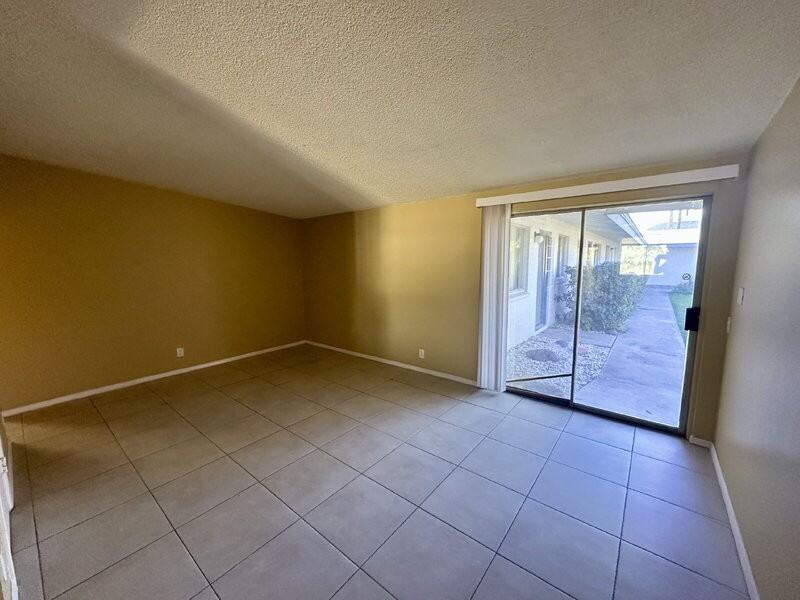 3407 N Paiute Way #6 - Photo 7 of 13