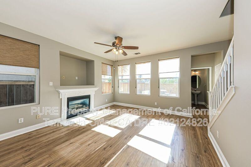 29945 Compania Dr - Photo 4 of 22