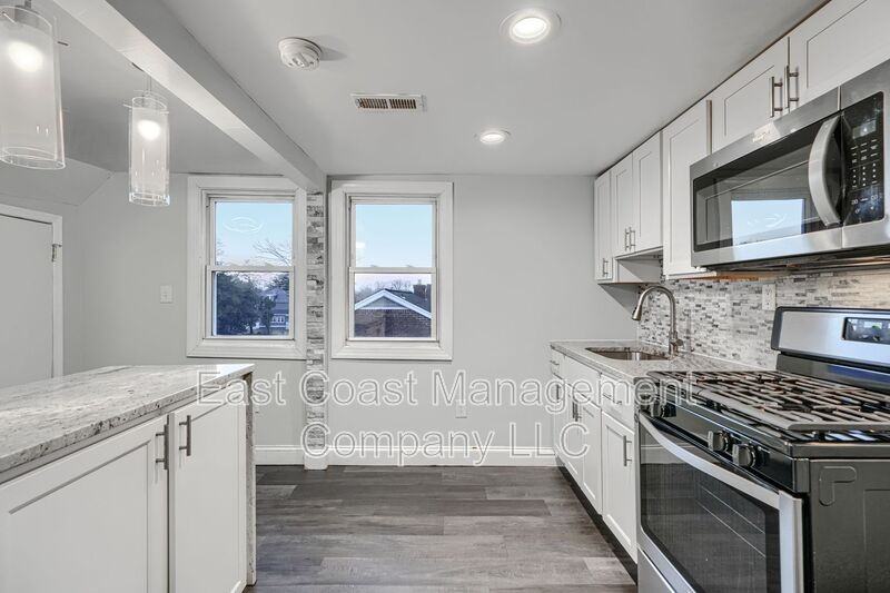 4012 Fernhill Ave #3FL - Photo 5 of 28