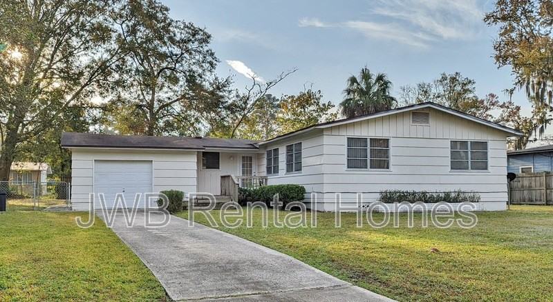 7231 Midway Rd - Photo 2 of 8