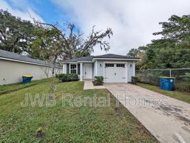 5881 Harris Ave - Photo 1 of 1